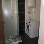شقة Matela بيتريتْشاني