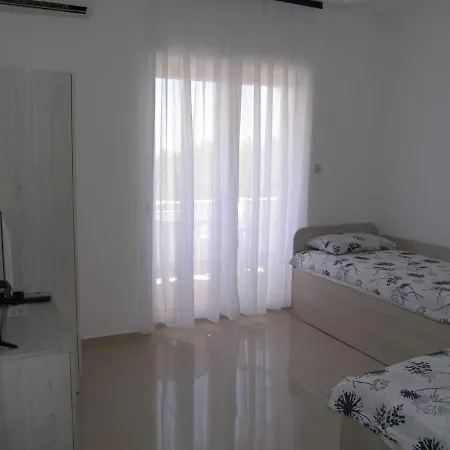 Διαμέρισμα Matela Petrcane